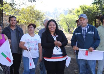 Cumple promesa de campaña con obra en Tingambato alcaldesa Marisol López