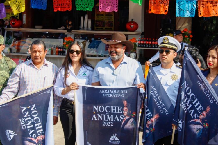Inicia Julio Arreola operativo seguridad por Noche de Ánimas 2022 en Pátzcuaro