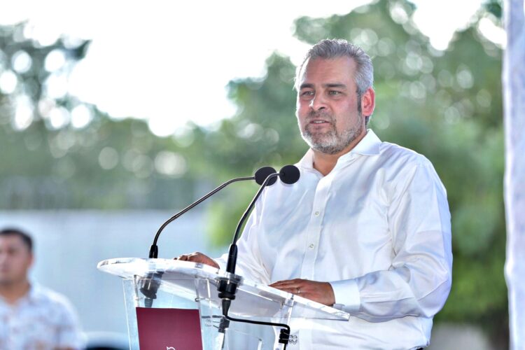 Crece 26% el arribo pasajeros extranjeros a aeropuerto de Morelia: Ramírez Bedolla