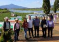 Firman convenio Municipio de Pátzcuaro y Compesca para retiro de lirio del Lago
