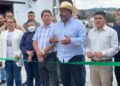 Inaugura Julio Arreola obras que exigían vecinos de calles Serrato y Efrén Talavera
