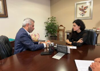 Bedolla y STPS buscan formalizar a los trabajadores del aguacate en Michoacán