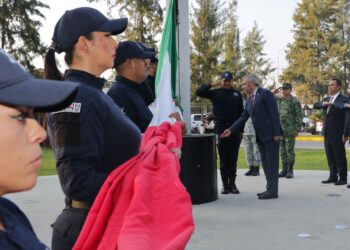 Reconoce Bedolla labor y compromiso de la Guardia Civil para preservar la paz