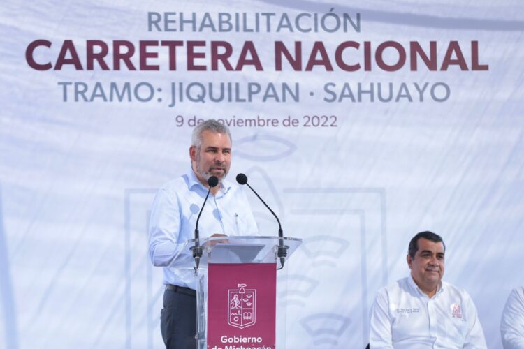 Arranca Ramírez Bedolla rehabilitación de la carretera Sahuayo – Jiquilpan