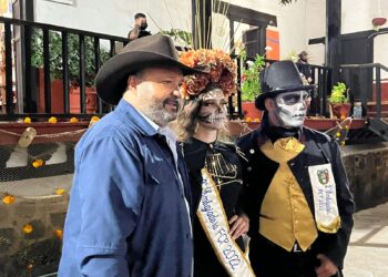 Un éxito el concurso y desfile de catrinas organizado por el gobierno de Pátzcuaro