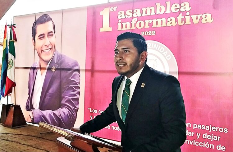 Rindió su primer informe de actividades César Trinidad, Secretario Ziracuaretiro