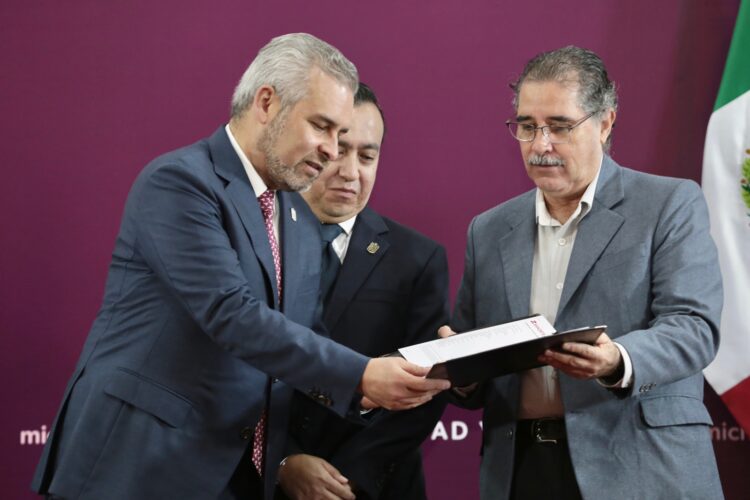 Paga el Gobierno de Michoacán el 50% de la deuda histórica a Pensiones Civiles