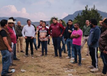 Obras sustentables, propone Nacho Campos a las comunidades rurales