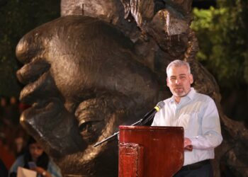 Inaugura Ramírez Bedolla la exposición «Tres Cabezas», en Jiquilpan