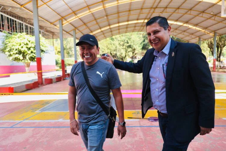 Supervisa Nacho Campos obras en la Unidad Deportiva de Uruapan por 8 mdp