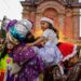 Arropados por más de 15 mil personas, los 3 Reyes Magos llegaron a Pátzcuaro