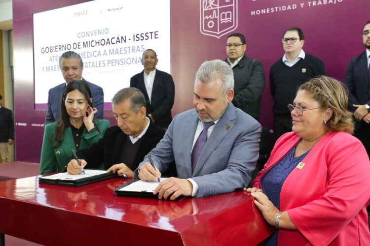 Gobierno de Michoacán conviene con ISSSTE atender docentes pensionados