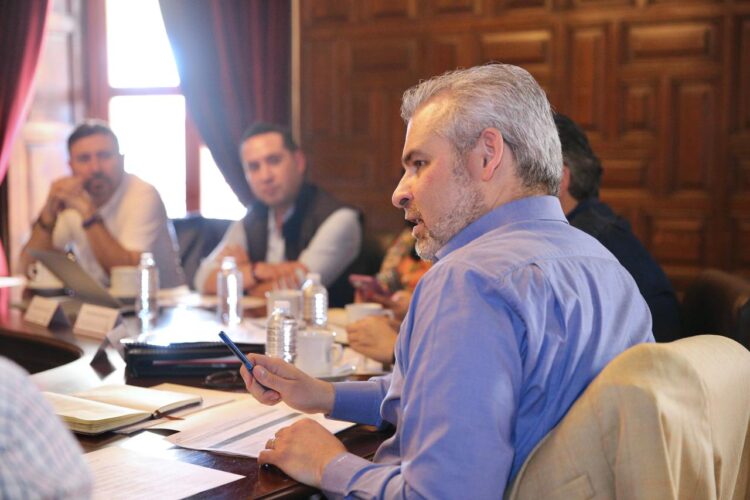 Revisa Ramírez Bedolla proyectos de obra municipal para el Faeispum 2023