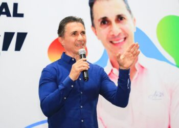 Soñemos grande Uruapan: Adolfo Ríos