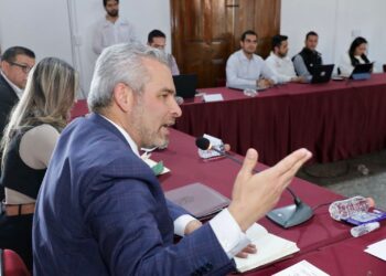 Nuevo mercado en Pátzcuaro, principal centro económico de la región: Bedolla