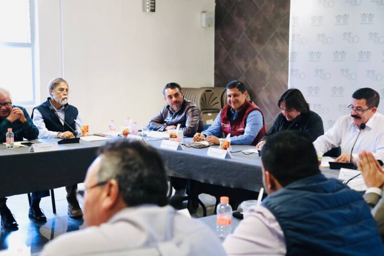 Pide Nacho Campos conjuntar esfuerzos para ampliar la oferta actual de vivienda