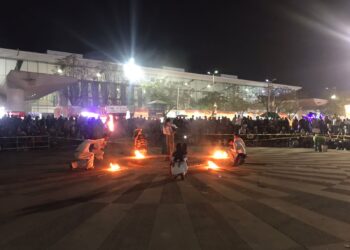 Ayuntamiento de Pátzcuaro lleva a Feria de León el Juego de Pelota P’urhépecha