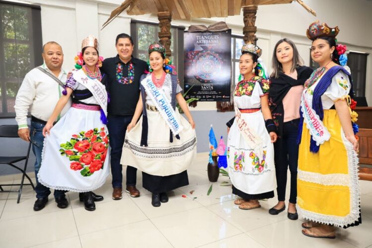 Nacho Campos presenta la imagen del Tianguis Artesanal Domingo de Ramos