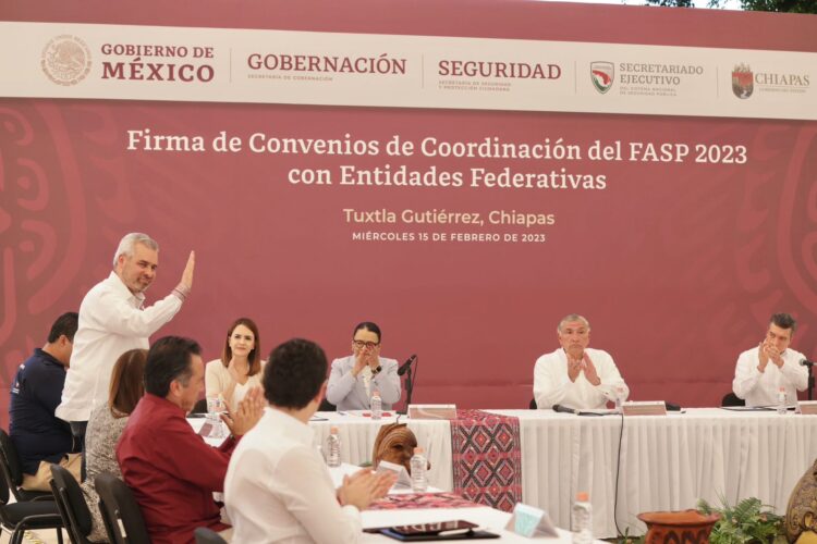 Bedolla firma convenio en seguridad, Michoacán tendrá 300 mdp federales