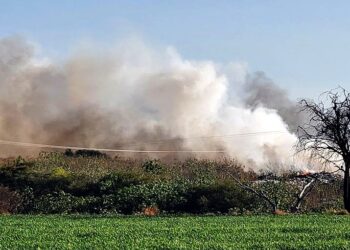 ¡ Arde basurero de José Sixto Verduzco !