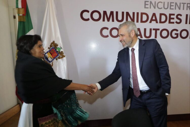 Bedolla: Publica Tangamandapio primer reglamento de autogobierno indígena