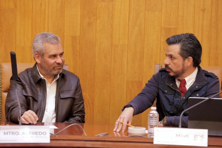 Anuncia Bedolla estímulos para traslado voluntario del personal IMSS a Morelia