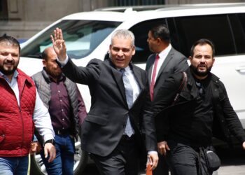 Bedolla y gobernadores reforzarán programas sociales y tarjeta Bienestar