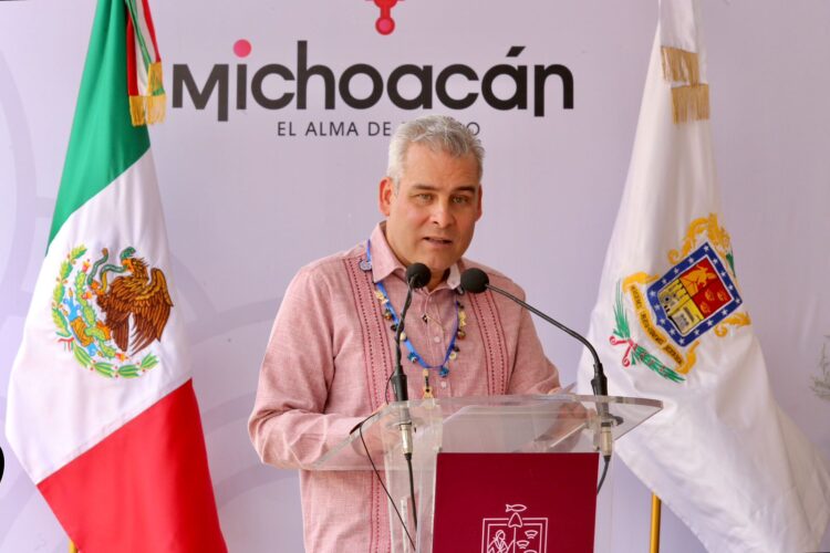 Bedolla inicia registro para certificación de cocineras tradicionales ante el IMPI