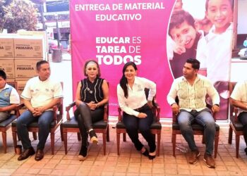 Avanza modernización de infraestructura para educación básica de Ziracuaretiro