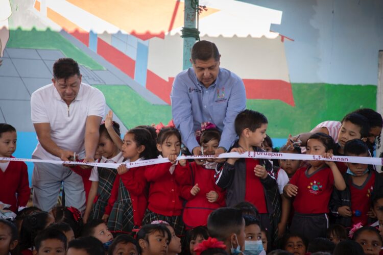 Establecidos ya 89 patios pedagógicos en Uruapan con Nacho Campos