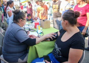 Más de 2 mil 500 beneficiados con las Caravanas de la Salud en Uruapan: DIF