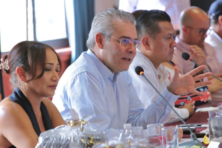 Propone Bedolla destinar Faeispum para obra educativa e hidráulica en el 2024