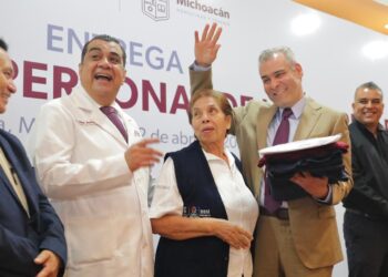 Valora Bedolla labor humanitaria y solidaria de trabajadores del sector salud