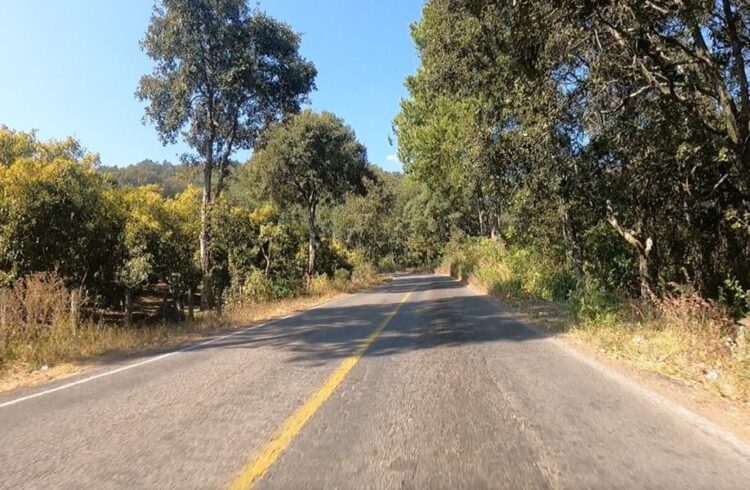 Rehabilitará SCOP camino Erongarícuaro Franco Reyes con 79 millones de pesos