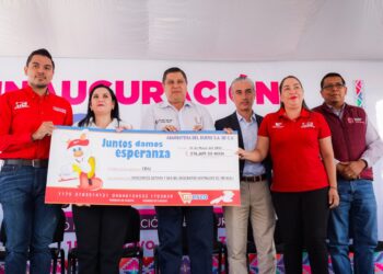 Inaugura Nacho Campos el Centro de Rehabilitación Infantil de Uruapan -CRIU-