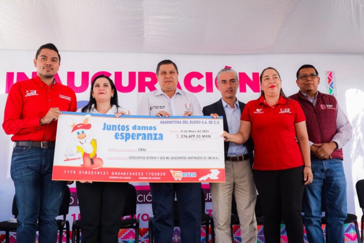 Inaugura Nacho Campos el Centro de Rehabilitación Infantil de Uruapan -CRIU-
