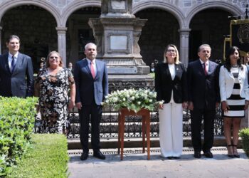 «Caminaré con la UMSNH hasta que supere sus problemas financieros»: RB