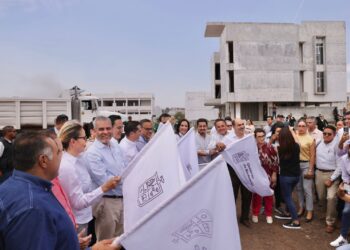 Revive Ramírez Bedolla construcción de Universidad Michoacana sede Zamora