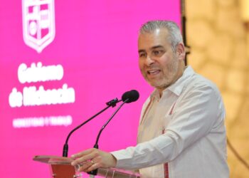 Este lunes inicia atención médica en el ISSSTE a docentes pensionados: Bedolla