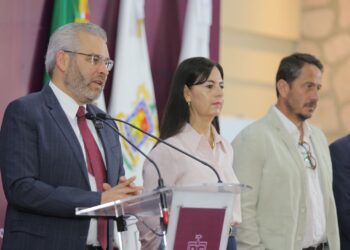 Sin intermediarios, Bedolla otorgará base a más de 7 mil docentes michoacanos