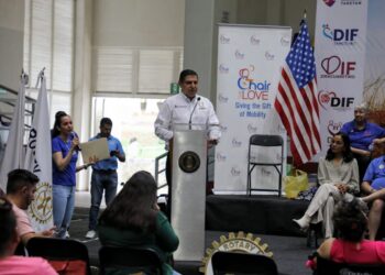Entregan DIF Uruapan, Club Rotario y Chair The Love, 70 sillas de ruedas