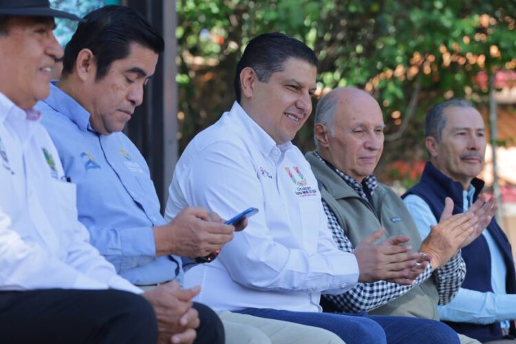 Cuidar el medioambiente, inversión para el futuro de Uruapan: Nacho Campos