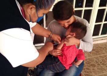 Inicia la SSM vacunación contra Covid-19 para los menores de edad en Uruapan