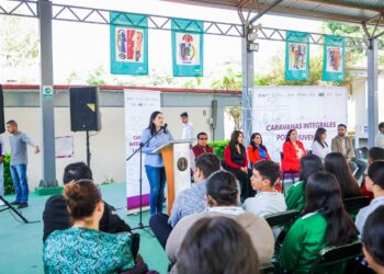 Realizan Gobiernos Caravana Integral por la Juventud en el Conalep Uruapan