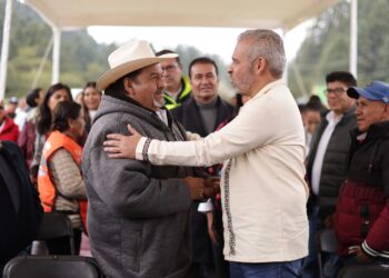 Arranca Bedolla rehabilitación de corredor turístico en el Oriente; conecta a cuatro municipios