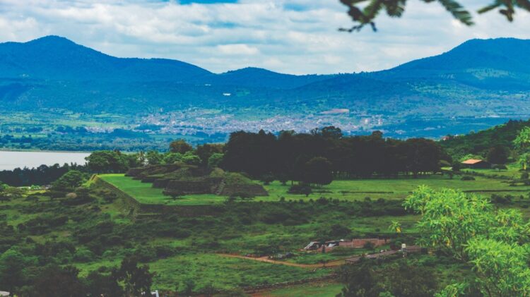 Diez, para diez Pueblos Mágicos michoacanos