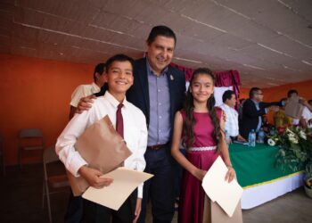 Anuncia Nacho Campos inversión de 2.5 mdp para la primaria L.C. de Caltzontzin