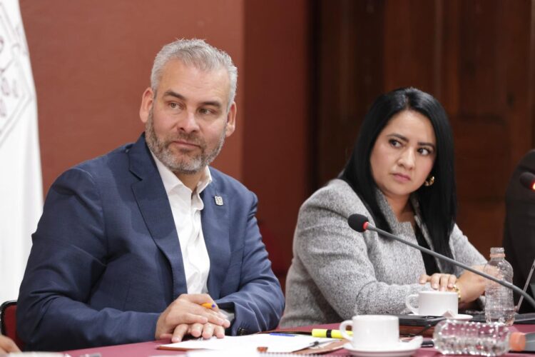 Cablebús Uruapan, con obras sociales y de movilidad complementarias: Bedolla