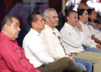 En Zitácuaro, Bedolla y Torres Piña clausuran foros de gobernabilidad