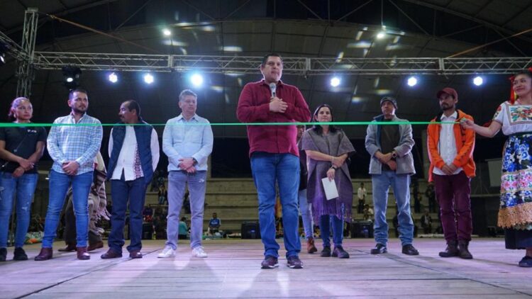 Inaugura Nacho Campos el Primer Festival de Danzas Tradicionales y Bailes Mestizos